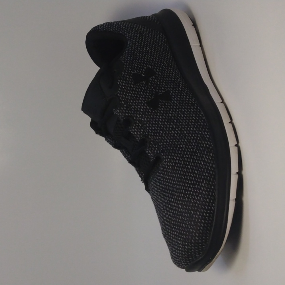 COPY - Under Armour Men's Speedform Sneaker size 11